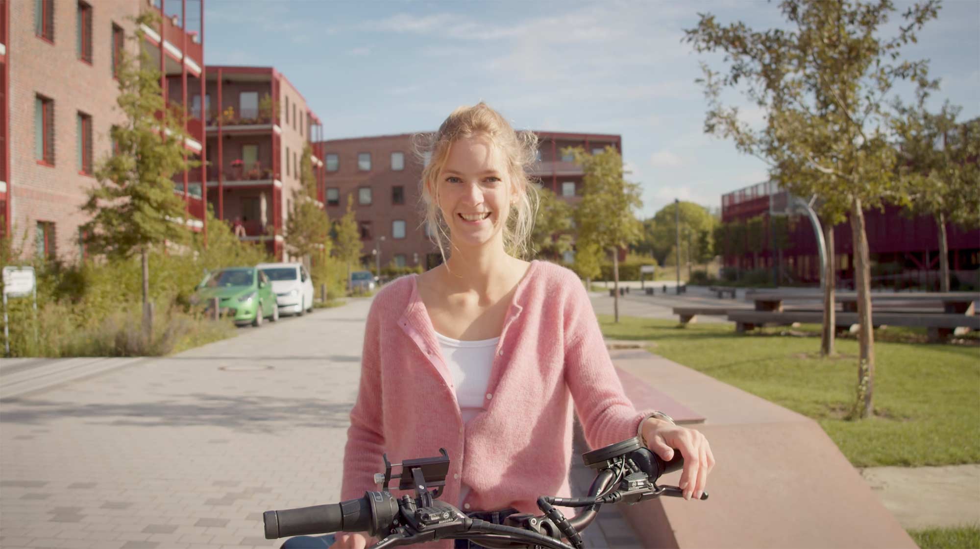 Herzkamp – Clara, Auszubildende bei Gundlach, im fertigen Quartier
