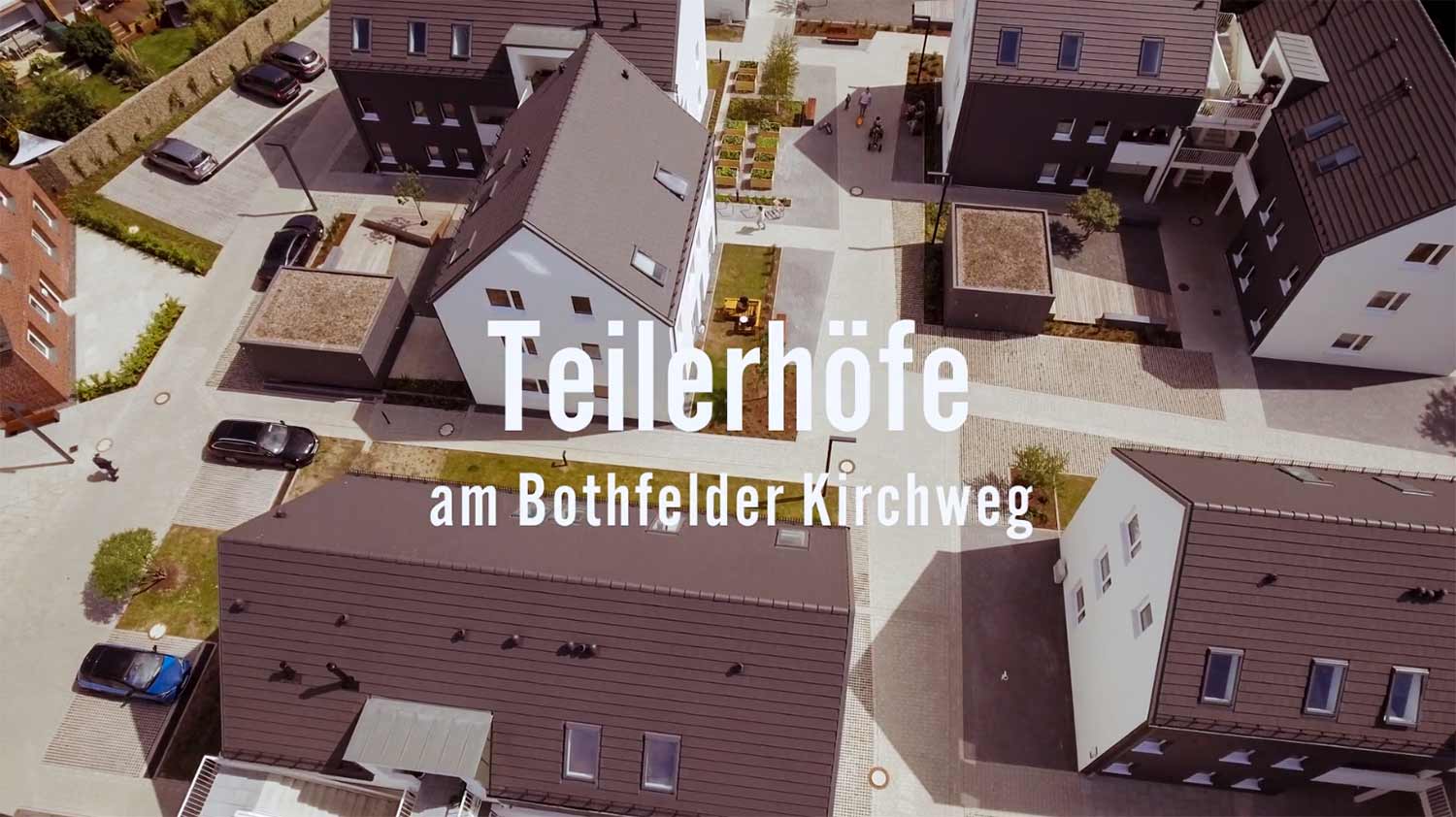 Teilerhöfe am Bothfelder Kirchweg – Luftaufnahme mit Filmtitel